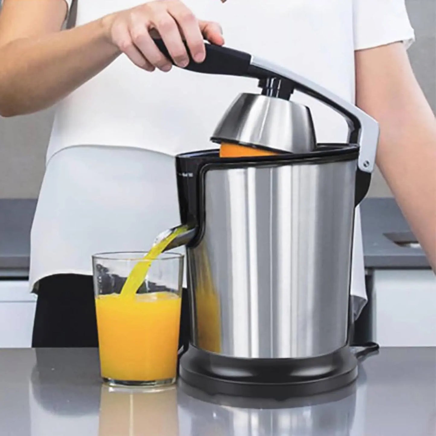 Electric Fruit Juicer Easy to Use Fruit Juicer Machine Lemon Press Extractor Comfortable Handle Kitchen Appliance
